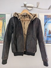 Giubbotto di pelle e pelliccia double-face con cappuccio (42IT)