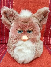 Furby Emoto-Tronic Pink Red Velvet Blue Eyes Hasbro 2005