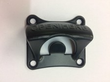 Apribottiglie in metallo nero