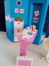 BARBIE DAY TO NIGHT MATTEL GIORNO E NOTTE MOBILE CASA VALIGETTA RICHIUDIBILE