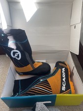 Scarponi da alpinismo Scarpa