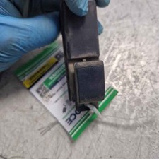 Interruttore pulsante