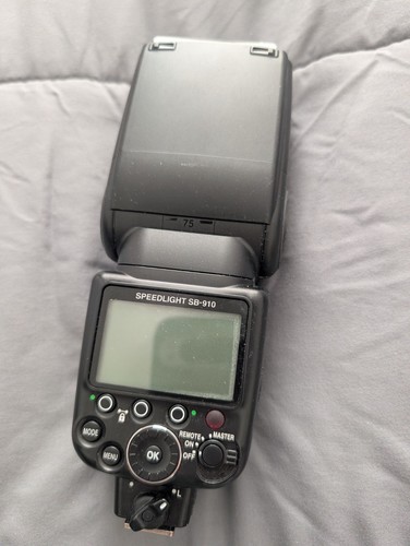 Nikon speedlight 910 - speedlight, sb-910