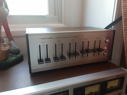 Open box realistico stereo - realistico,