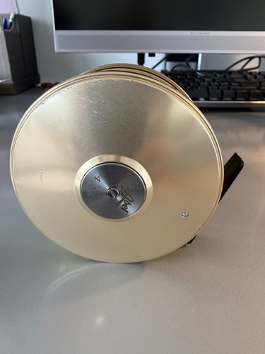 Fly fishing reel - fishing, ar