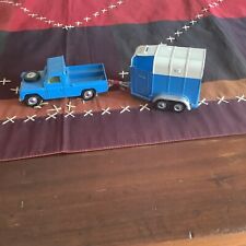 LAND ROVER PIKUP con VAN TRASPORTO CAVALLI     Modellino CORGI TOYS