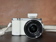 Samsung NX3000 16-50mm II ED