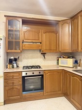 cucina completa di elettrodomestici usata