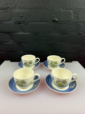 Tazze da tè e piattini