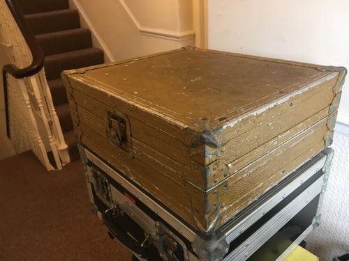 Turntable flight case - ,