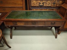 tavolino inglese in pelle e mogano