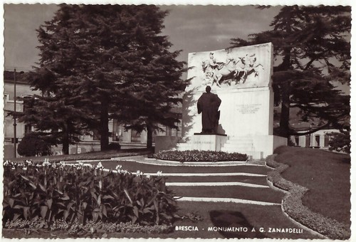 Brescia monumento a g - -,