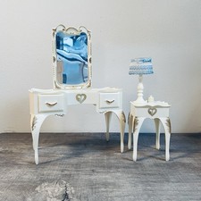 Vanità bambola vintage anni 1979 moda ventosa con specchio e tavolino con lampada 