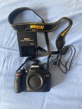 NikonD5200 body con obiettivo