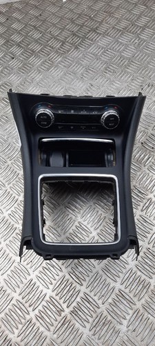Mercedes benz gla 180 - gla,