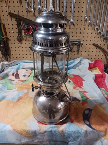 Vintage kerosene lantern - vintage,