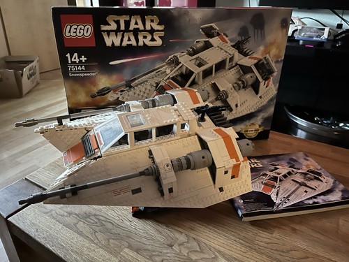 Lego star wars snowspeeder - lego,