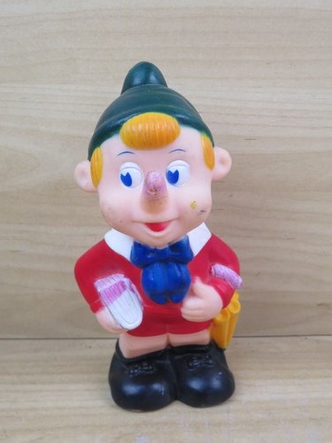 Vecchio personaggio pinocchio - vecchio,