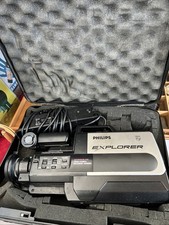 Videocamera VKR6850 PHILIPS EXPLORER VHS HQ + AC ADAPTOR + BATTERY PACK