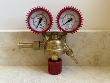 Riduttore Di Pressione Con Due Manometri Per Idrogeno