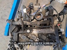 190000J061 motore TOYOTA YARIS