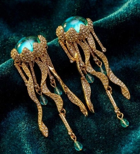Orecchini particolari medusa - orecchini,