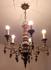 Lampadario stile retró. 