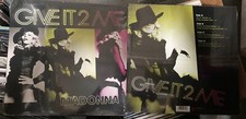 Madonna – Give It 2 Me -