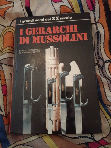 Libro gerarchi di - "i,