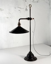 Antica lampada industriale da tavolo primi 900 in ottone e ghisa