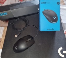 Logitech G203 LIGHTSYNC Mouse Gaming Illuminazione RGB + MousePad Logitech G240