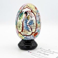 Uovo da collezione vintage in ceramica di Arte Cinese decorato dipinto a mano