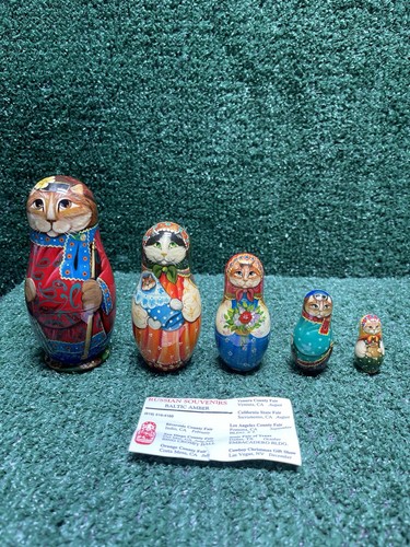 Golden cockel russia bambola - russia,