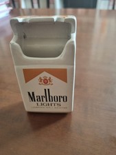 POSACENERE MARLBORO LIGHT USATO MA IN OTTIME CONDIZIONI, VEDI DESCRIZIONE