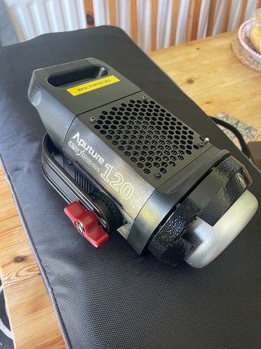 Aputure lightstorm - aputure,