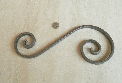 Riccio ferro battuto - riccio,