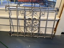 Antica griglia per finestra in