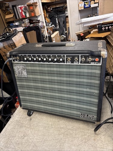 Raro amplificatore valvolare