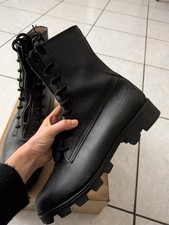 Questo è uno stivaletto