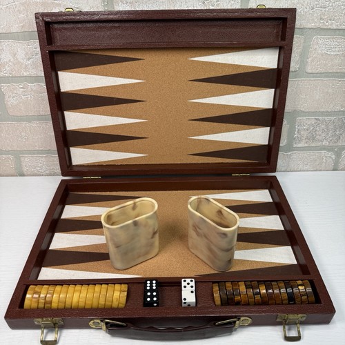 Set backgammon bachelite