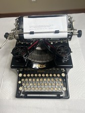 Macchina da scrivere Royal 10