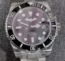 Orologio nero con - con, vetro