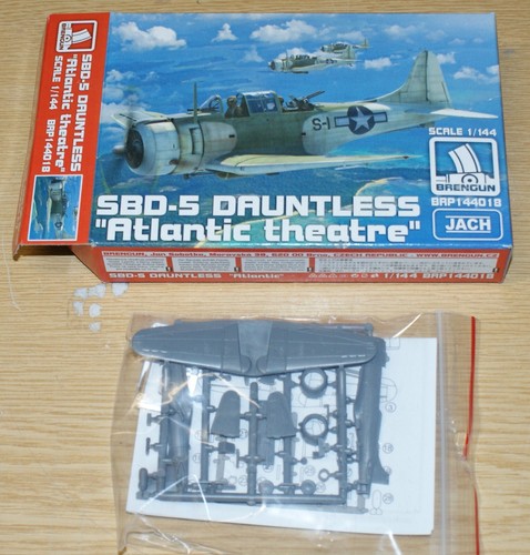Sbd dauntless teatro - sbd-5,