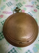 RAME ANTICO POSACENERE SVUOTATASCHE INCISO RARO   Ottone scena botanica 17cm