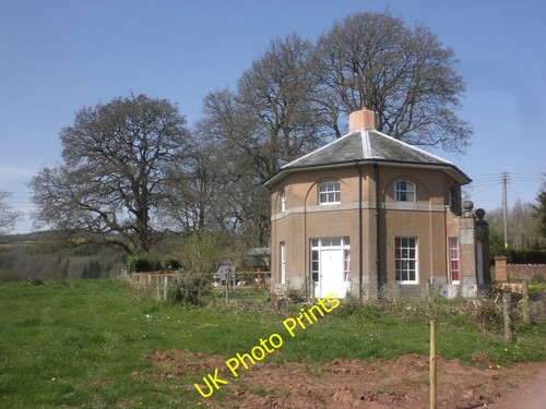 Photo 6x4 gatehouse - 6x4, gatehouse,