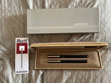 Aurora Hastil: penna sfera e