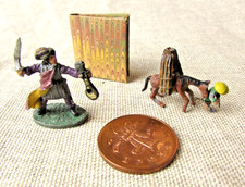 Figure vintage dipinte a mano