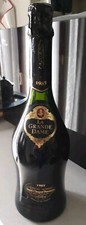 CHAMPAGNE LA GRANDE DAME -