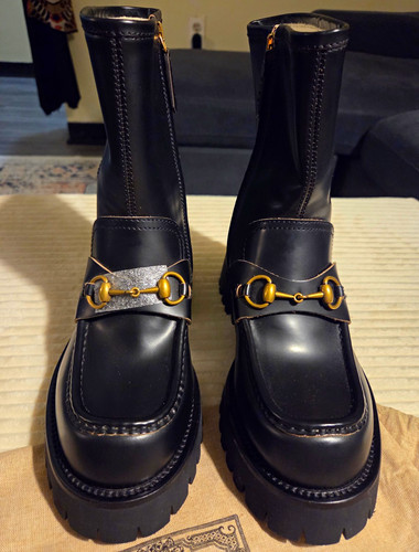 Gucci black leather horsebit - gucci,