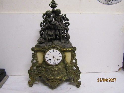 Ancienne horloge pendule - ancienne, en